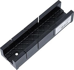 Cajas de Ingletes de Madera o Plástico: ¿Cuál Elegir?